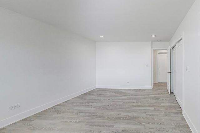 7250 N Western Avenue 511, Chicago, IL 60645