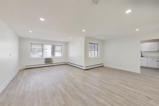7250 N Western Avenue 511, Chicago, IL 60645