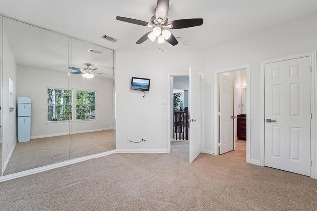 10714 Crestwater Circle, Magnolia, TX 77354