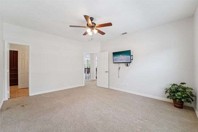 10714 Crestwater Circle, Magnolia, TX 77354