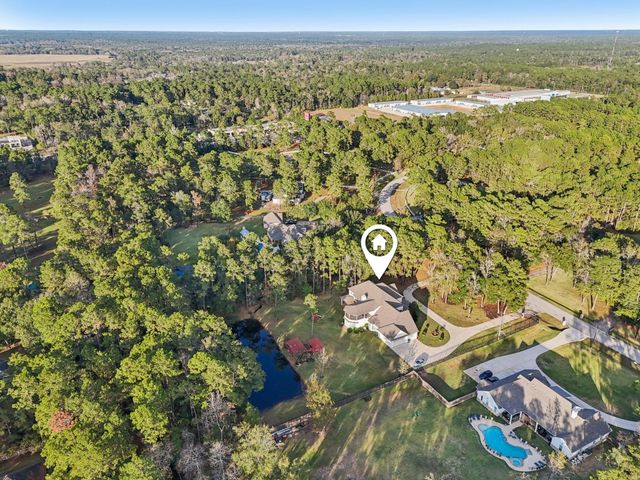 10714 Crestwater Circle, Magnolia, TX 77354