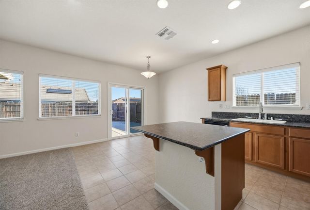 170 Par Ct, Ione, CA 95640