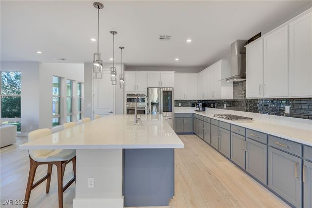 10280 Midnight Meteor Avenue, Las Vegas, NV 89166