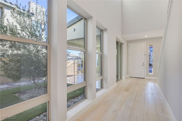 10280 Midnight Meteor Avenue, Las Vegas, NV 89166