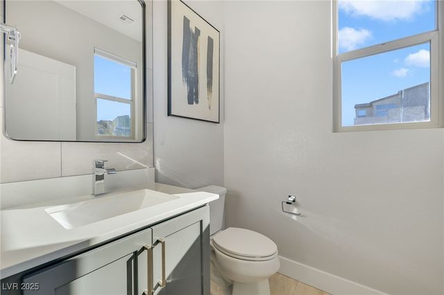 10280 Midnight Meteor Avenue, Las Vegas, NV 89166