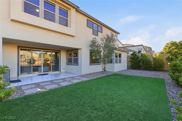 10280 Midnight Meteor Avenue, Las Vegas, NV 89166