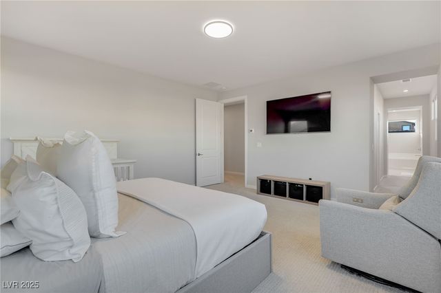 10280 Midnight Meteor Avenue, Las Vegas, NV 89166