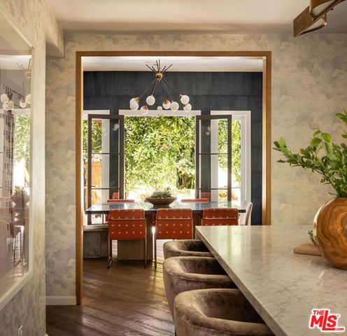 140 N Plymouth Boulevard, Los Angeles, CA 90004