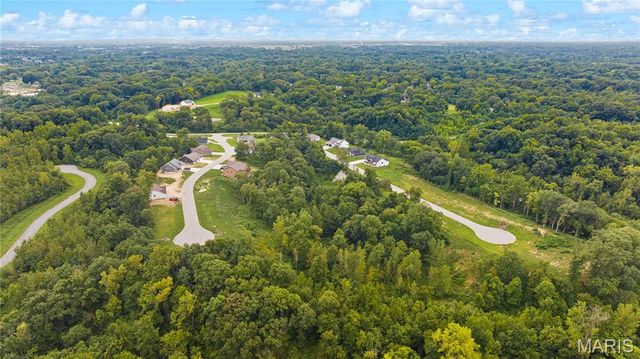 8037 Tahoe Ridge Lane, Caseyville, IL 62232