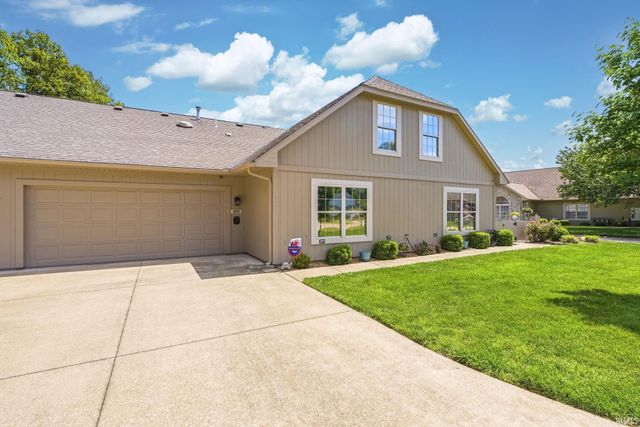 8010 River Park Way, Evansville, IN 47715