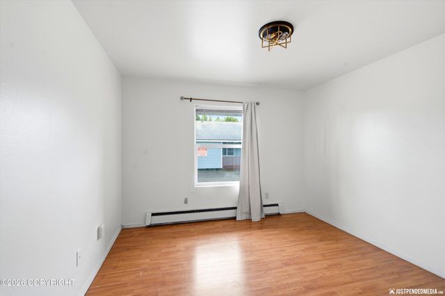 8421 E 3rd Avenue, Anchorage, AK 99504