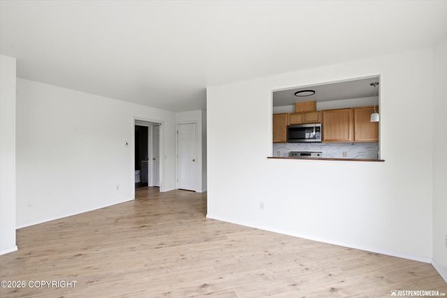 8421 E 3rd Avenue, Anchorage, AK 99504