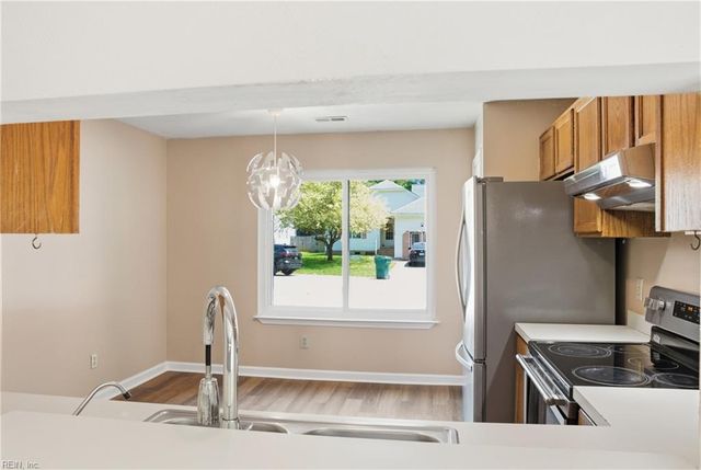 311 Wood Duck CT, Suffolk, VA 23434