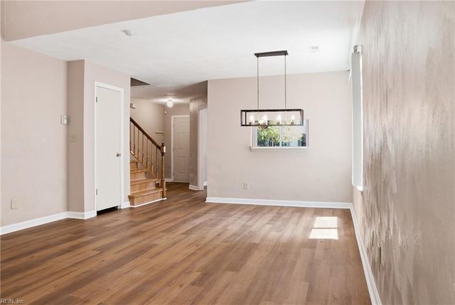 311 Wood Duck CT, Suffolk, VA 23434