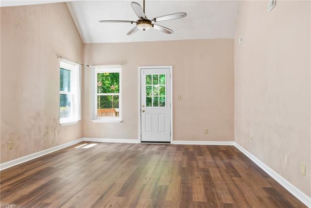 311 Wood Duck CT, Suffolk, VA 23434