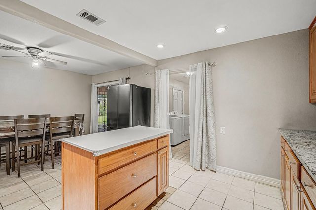 9318 Linda Vista Road, Houston, TX 77078
