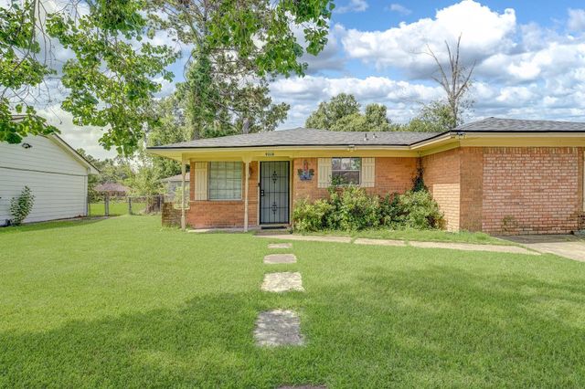 9318 Linda Vista Road, Houston, TX 77078