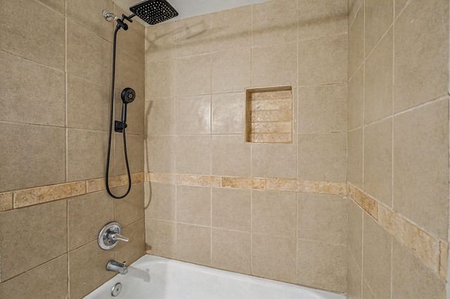 9318 Linda Vista Road, Houston, TX 77078