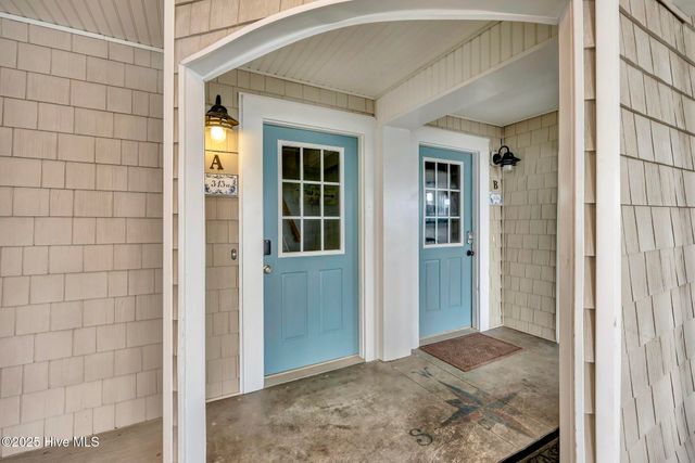 313 Fort Fisher Boulevard N A, Kure Beach, NC 28449