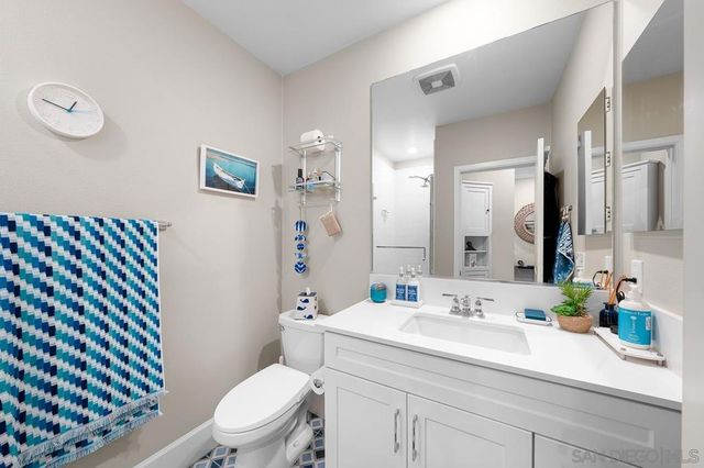 810 Santa Barbara Place, San Diego, CA 92109