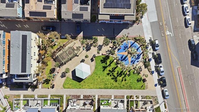 810 Santa Barbara Place, San Diego, CA 92109