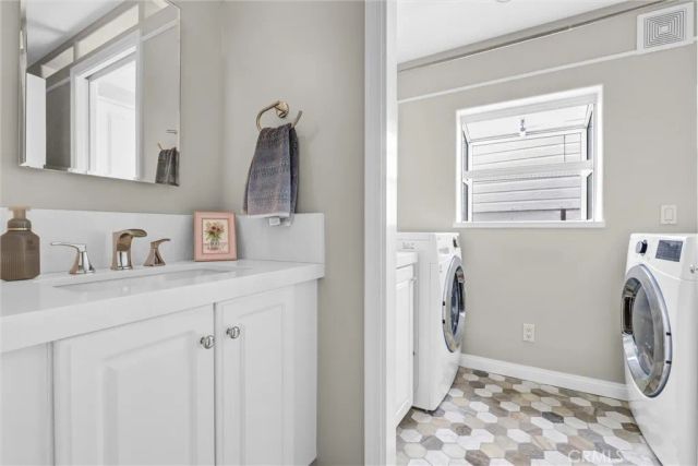 2740 Highland Way, Laguna Beach, CA 92651