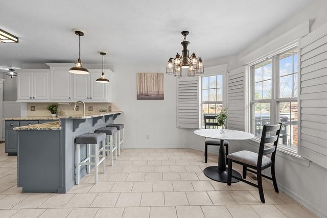 2712 N 25th Street, Ozark, MO 65721