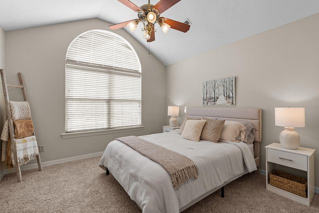 2712 N 25th Street, Ozark, MO 65721