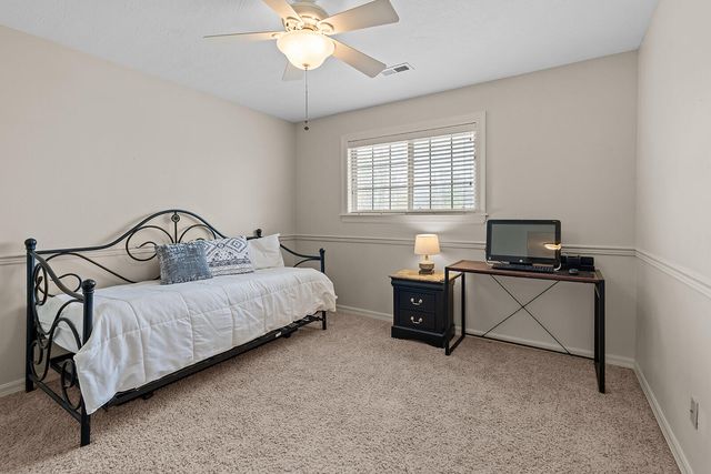 2712 N 25th Street, Ozark, MO 65721