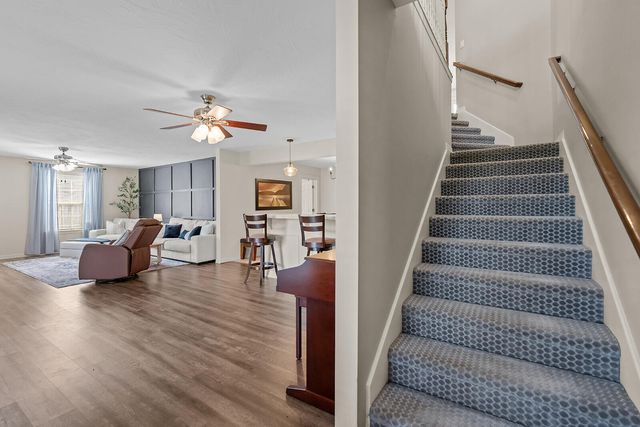 2712 N 25th Street, Ozark, MO 65721