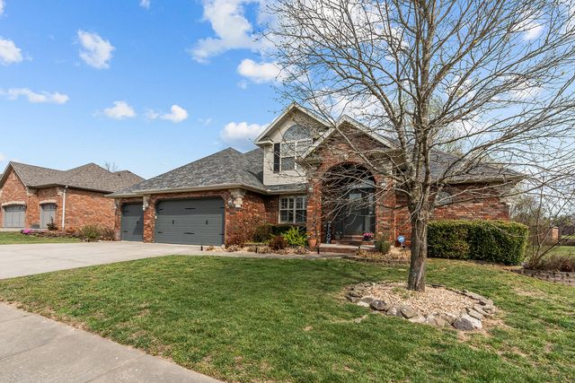 2712 N 25th Street, Ozark, MO 65721