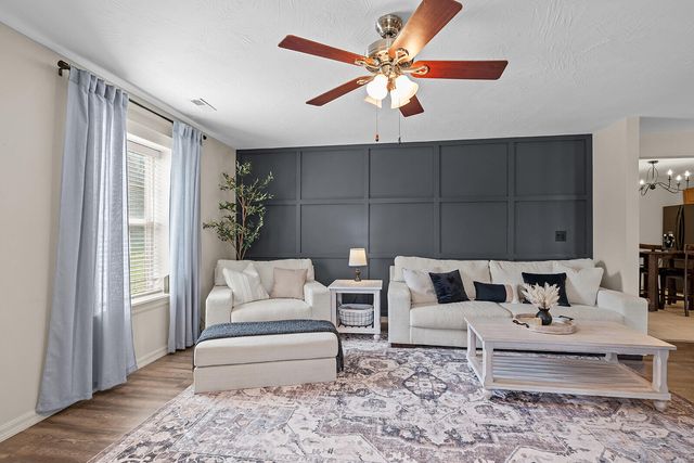 2712 N 25th Street, Ozark, MO 65721