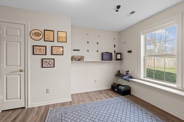 2712 N 25th Street, Ozark, MO 65721