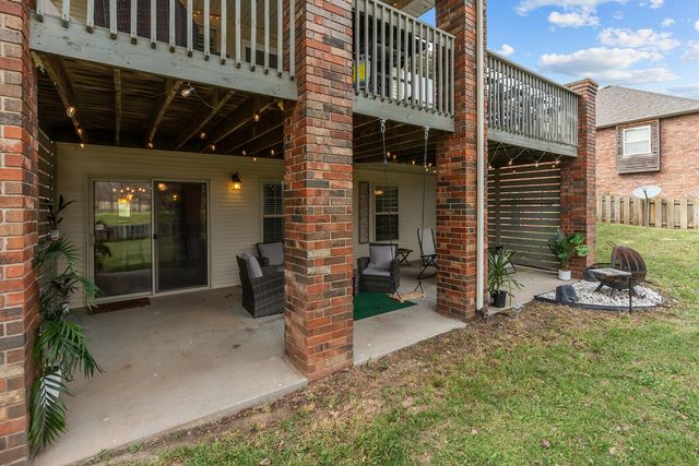 2712 N 25th Street, Ozark, MO 65721