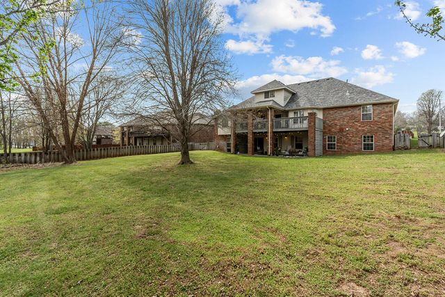 2712 N 25th Street, Ozark, MO 65721