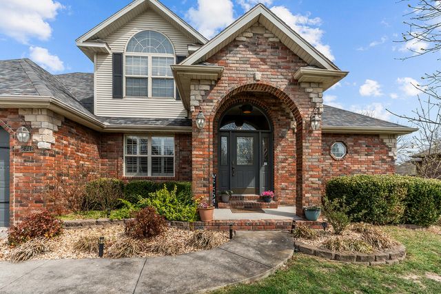 2712 N 25th Street, Ozark, MO 65721
