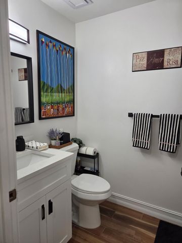 2640 W Gately Dr Drive W 1204, West Palm Beach, FL 33415