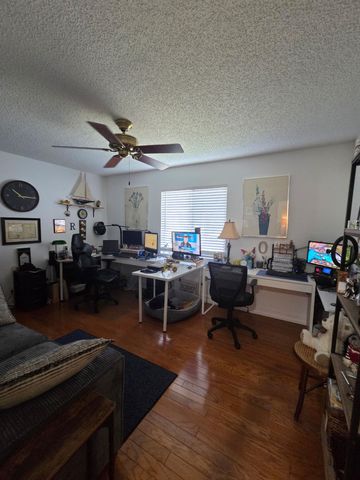 2640 W Gately Dr Drive W 1204, West Palm Beach, FL 33415