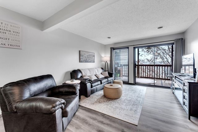 26 Sinatra Court 8, Branson West, MO 65737