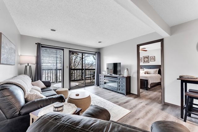 26 Sinatra Court 8, Branson West, MO 65737
