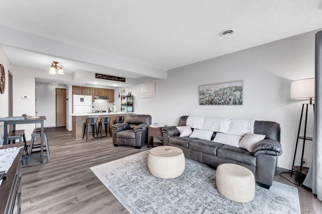 26 Sinatra Court 8, Branson West, MO 65737