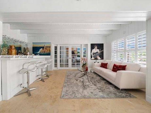11350 SW 30th Street, Miami, FL 33165