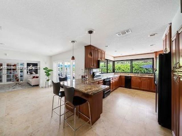 11350 SW 30th Street, Miami, FL 33165