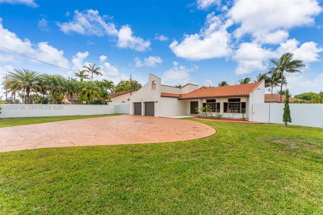 11350 SW 30th Street, Miami, FL 33165