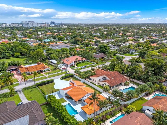 11350 SW 30th Street, Miami, FL 33165