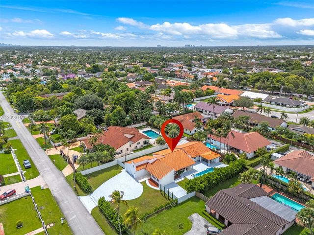 11350 SW 30th Street, Miami, FL 33165
