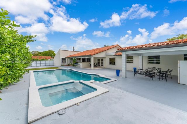 11350 SW 30th Street, Miami, FL 33165
