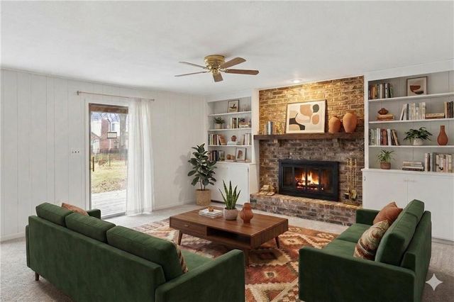 10505 Belinder Road, Leawood, KS 66206