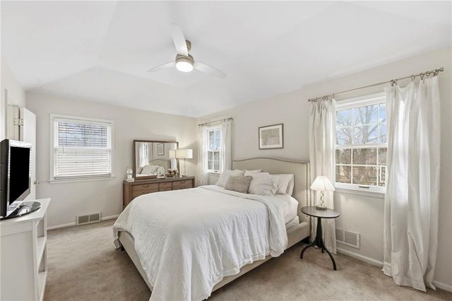 10505 Belinder Road, Leawood, KS 66206