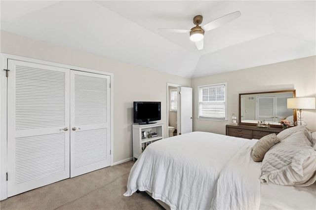 10505 Belinder Road, Leawood, KS 66206